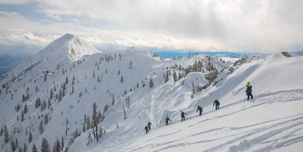 Simon Peterson Photo of Ridge Hikers